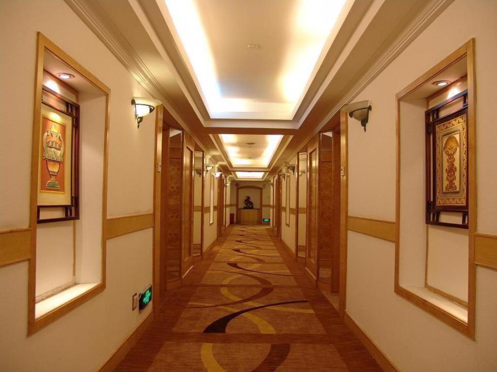 Golden Lustre Hotel Shenzhen Exterior foto